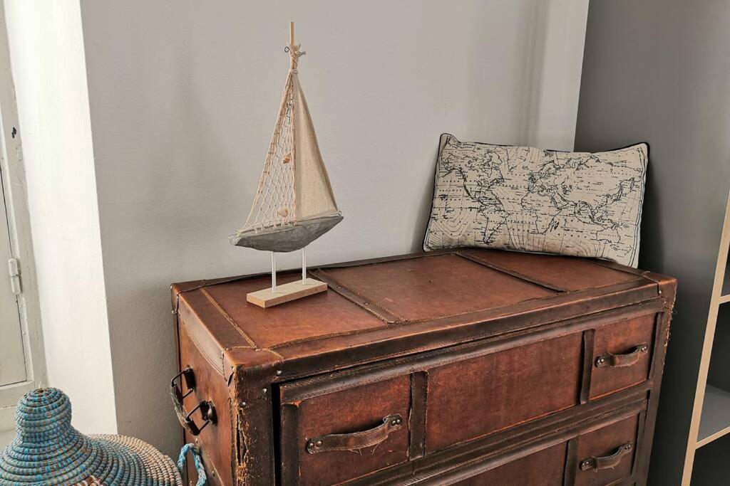 New Fishermans House Seaside, Air Conditioning & Wi-Fi บอร์ดิเกรา ภายนอก รูปภาพ